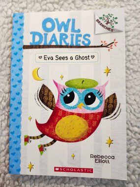 Scholastic Owl Diaries Eva Sees a Ghost Rebecca Elliott Early Chapter Book